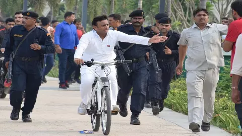 akhilesh yadav Birthday
