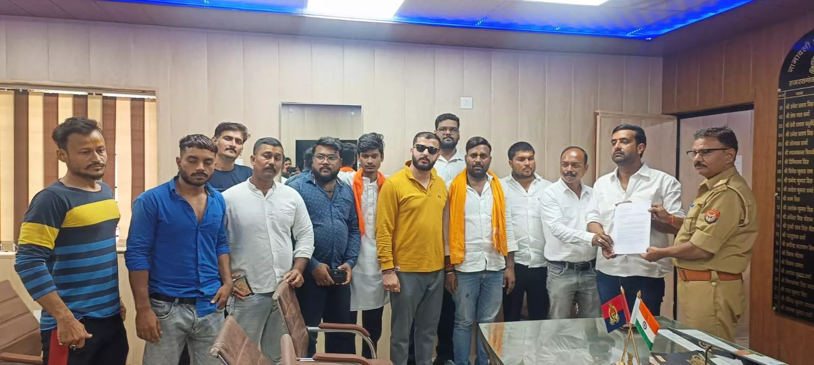 BJP नेता ने अखिलेश यादव व सपा कार्यकर्ताओं से बताया जान का खतरा! कहा- घर के बाहर हो रही रेकी, हजरतगंज थाने में दी शिकायत