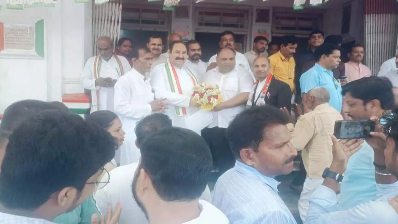 Congress shows strength: New office bearers take oath, verbal sharp attacks on BJP