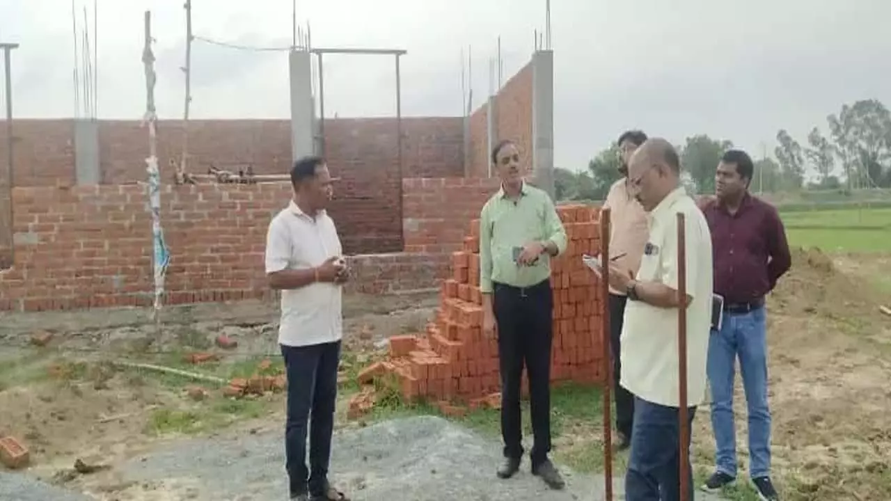 surveillance of DPRO in Naugarh, loopholes found in panchayat buildings