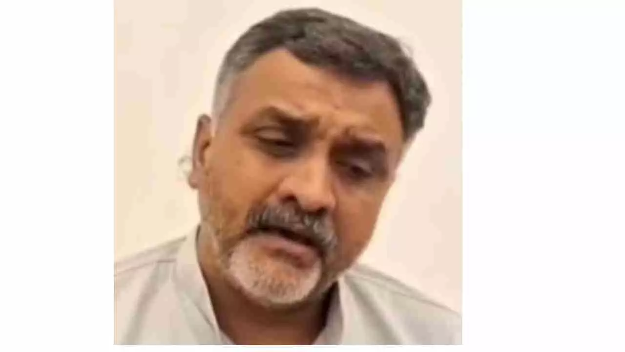 Meerut News: गन्ना किसानों की जेब खाली, सरकार मूकदर्शक बनी बैठी है: किसान नेता रोहित जाखड़ का हमला
