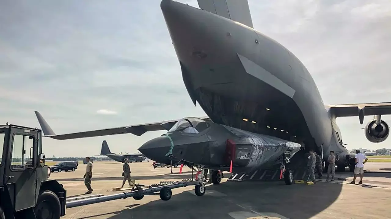 भारत में फंसा 915 करोड़ का खटारा स्टेल्थ फाइटर, रडार से पकड़ा गया F-35B, अब एयरलिफ्ट कर छिपाई जाएगी रॉयल नेवी की नाकामी