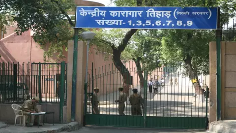 Gangster Sohrab released from Tihar prison on furlough child assault from escape agencies wanted Gangster Sohrab released from Tihar prison on furlough child assault from escape agencies wanted