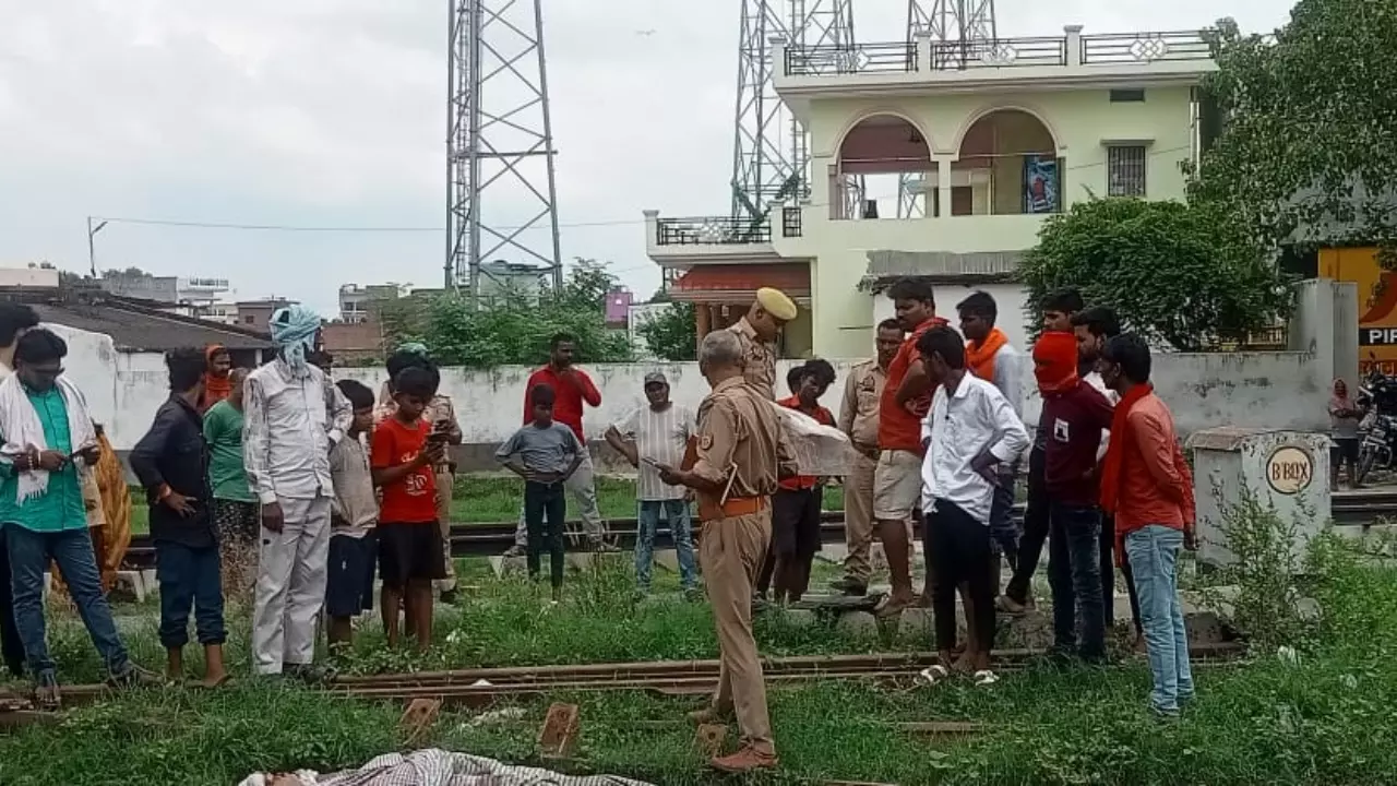 Chandauli News: जल्दबाज़ी बनी जानलेवा, पल भर में ही सब हो गया समाप्त