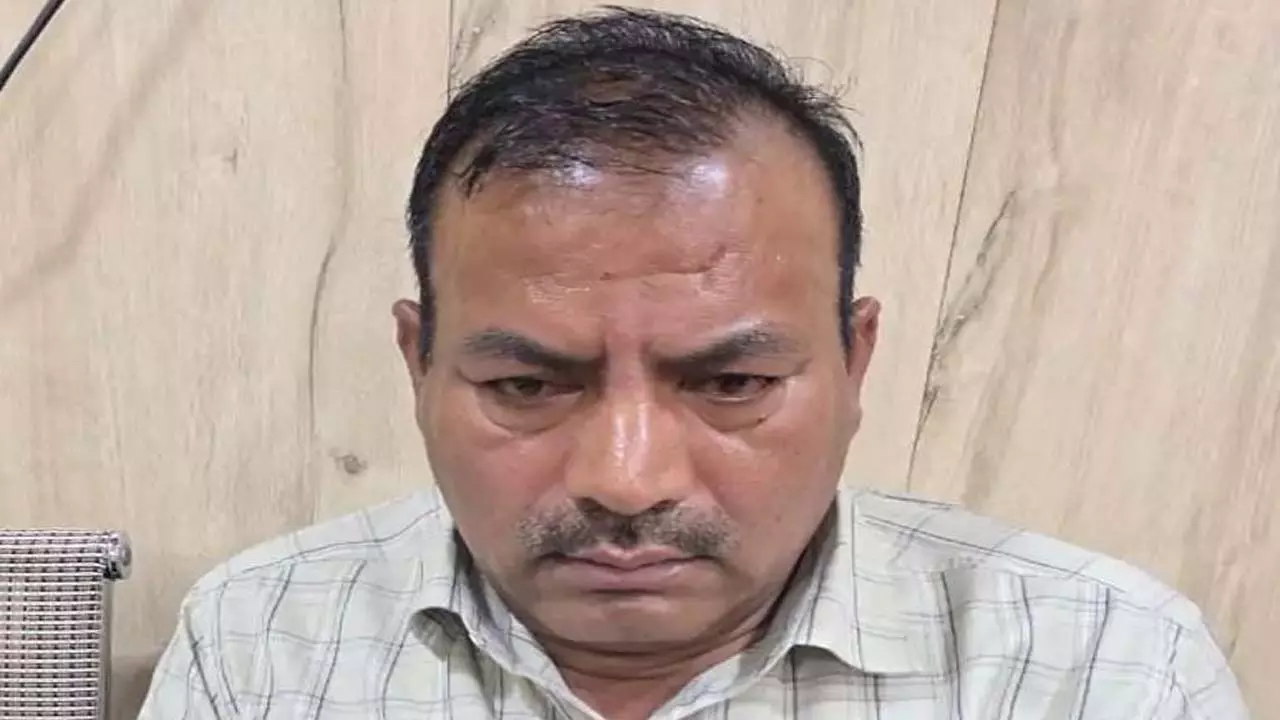 Anti-corruption team arrests Babu of electricity department for taking bribe