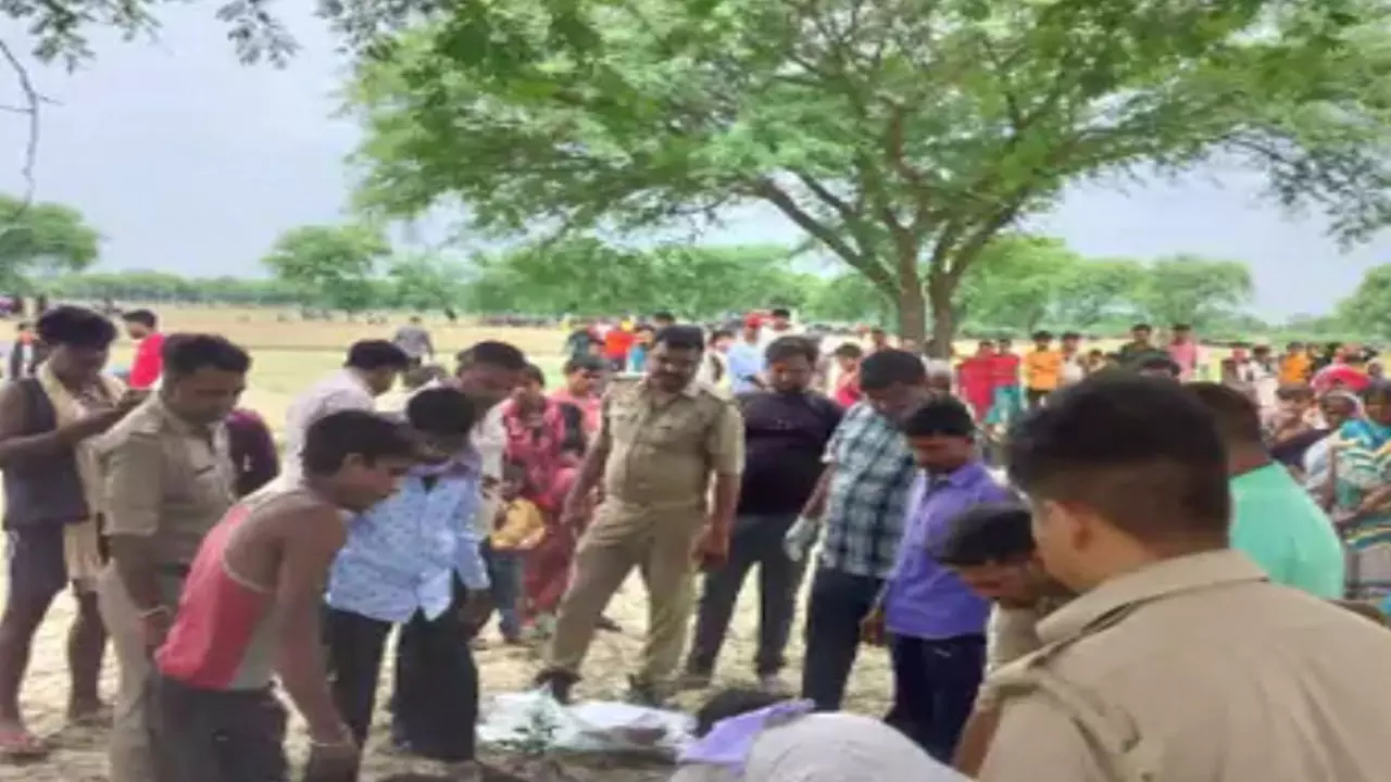 Balrampur News: बलरामपुर में अलग-अलग थाना क्षेत्रों में हुए मामले में दो की मौत आठ घायल, पुलिस कार्रवाई में जुटी