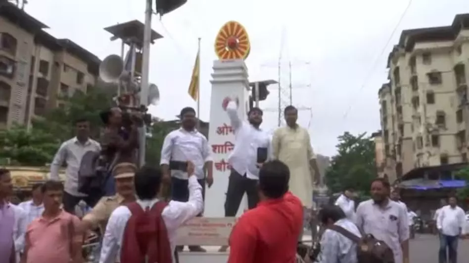 MNS Protest On Language Dispute