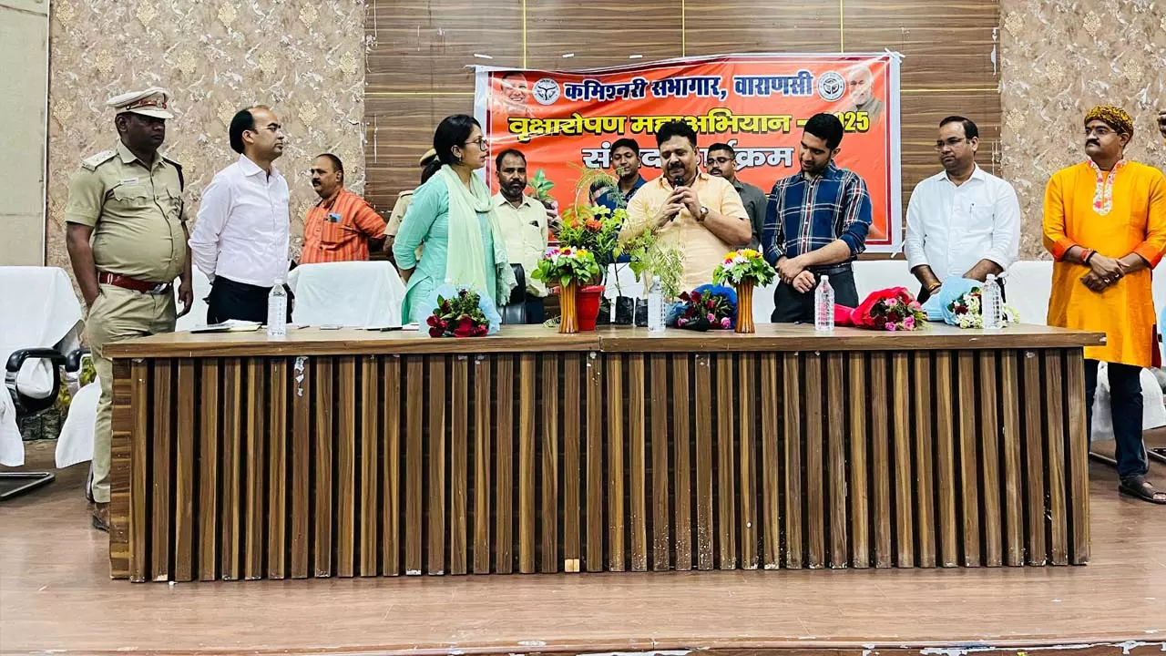 varanasi-rajkiya-samprashan-grih-inspection-savitri-thakur-july-8-2025