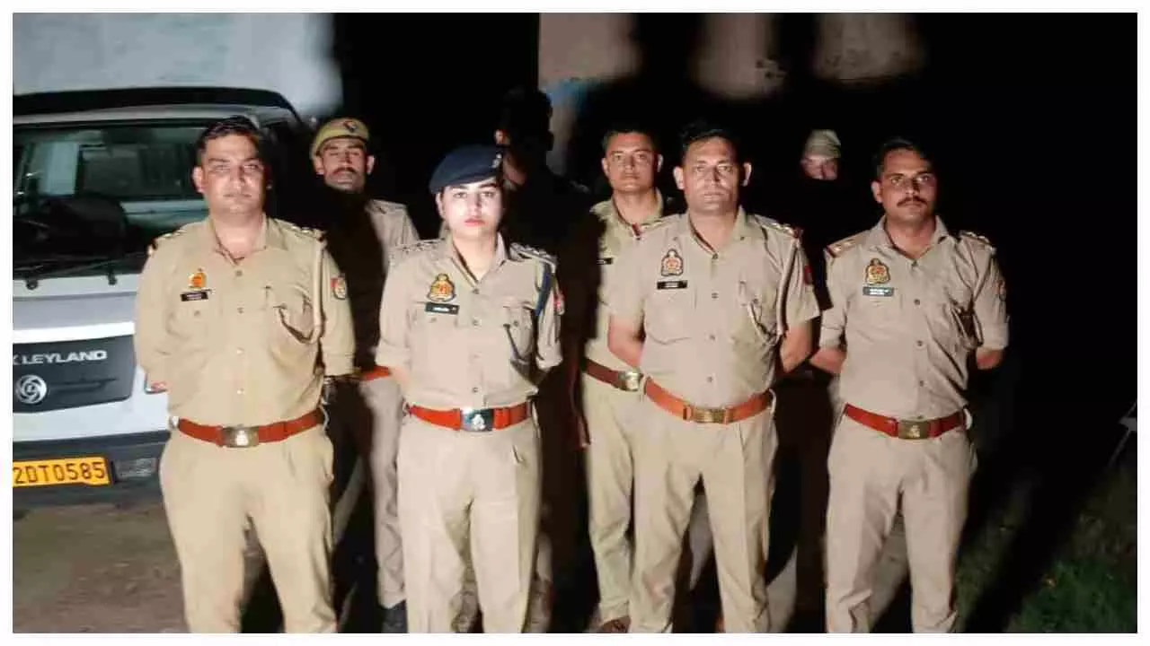 Muzaffarnagar News: मुजफ्फरनगर में पुलिस मुठभेड़: 5 बदमाश घायल, 4 गिरफ्तार, अवैध हथियार और चोरी की भैंस बरामद