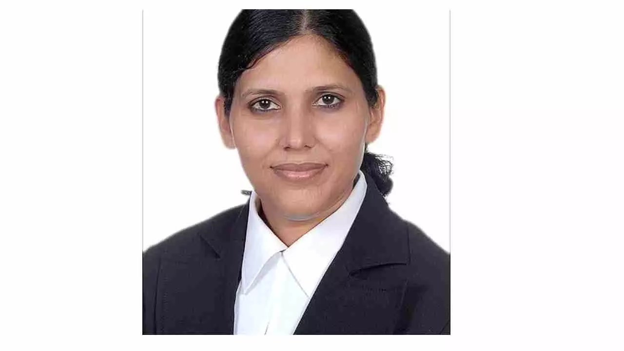 Etah News: डकैतों के हमले में पिता को खोने वाली बिटिया बनी देश की आवाज: सुप्रीम कोर्ट की वरिष्ठ अधिवक्ता गीतांजलि शर्मा को मिलेगा एनसीसी अचीवर्स अवॉर्ड 2025