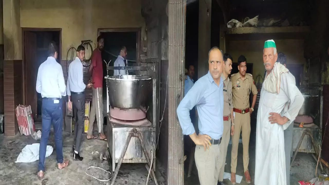 Bulandshahr News: FDA का मिठाई फैक्ट्री पर छापा, बिन दूध-मावे के बन रही थी बर्फी,