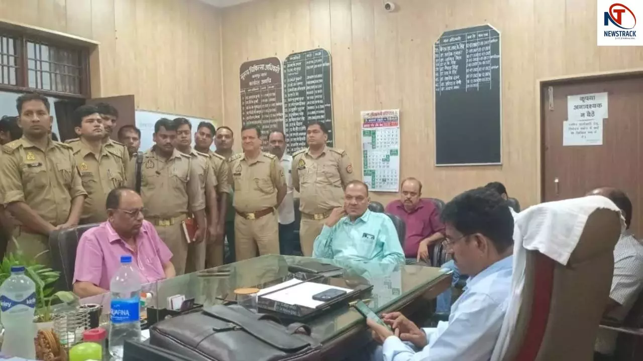 kanpur DM-CMO dispute