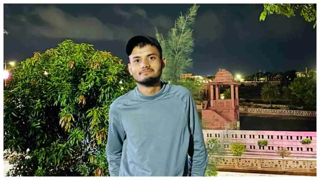 Jalaun News:  राजस्व अमीन के बेटे की बेंगलुरु में सड़क हादसे में मौत, परिवार में मातम