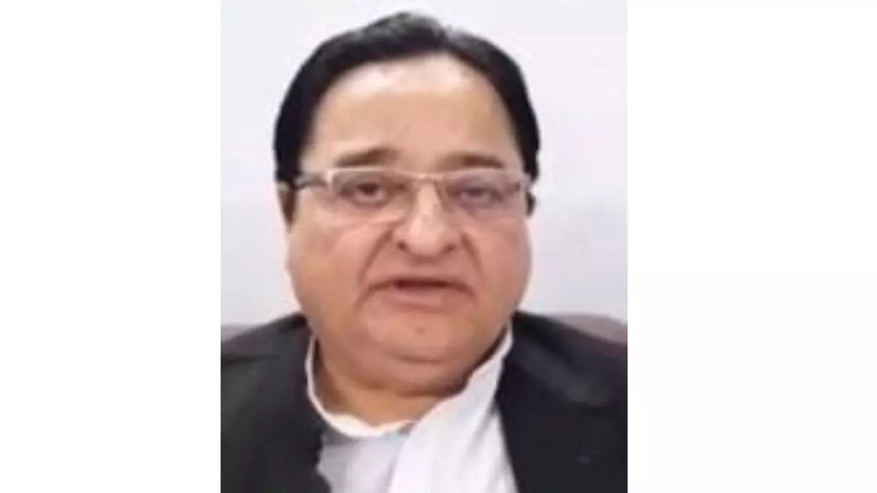 Moradabad News: सावन में मीट बंद, शराब चालू – डॉ. एस. टी. हसन ने योगी सरकार पर लगाया दोहरे मापदंड का आरोप