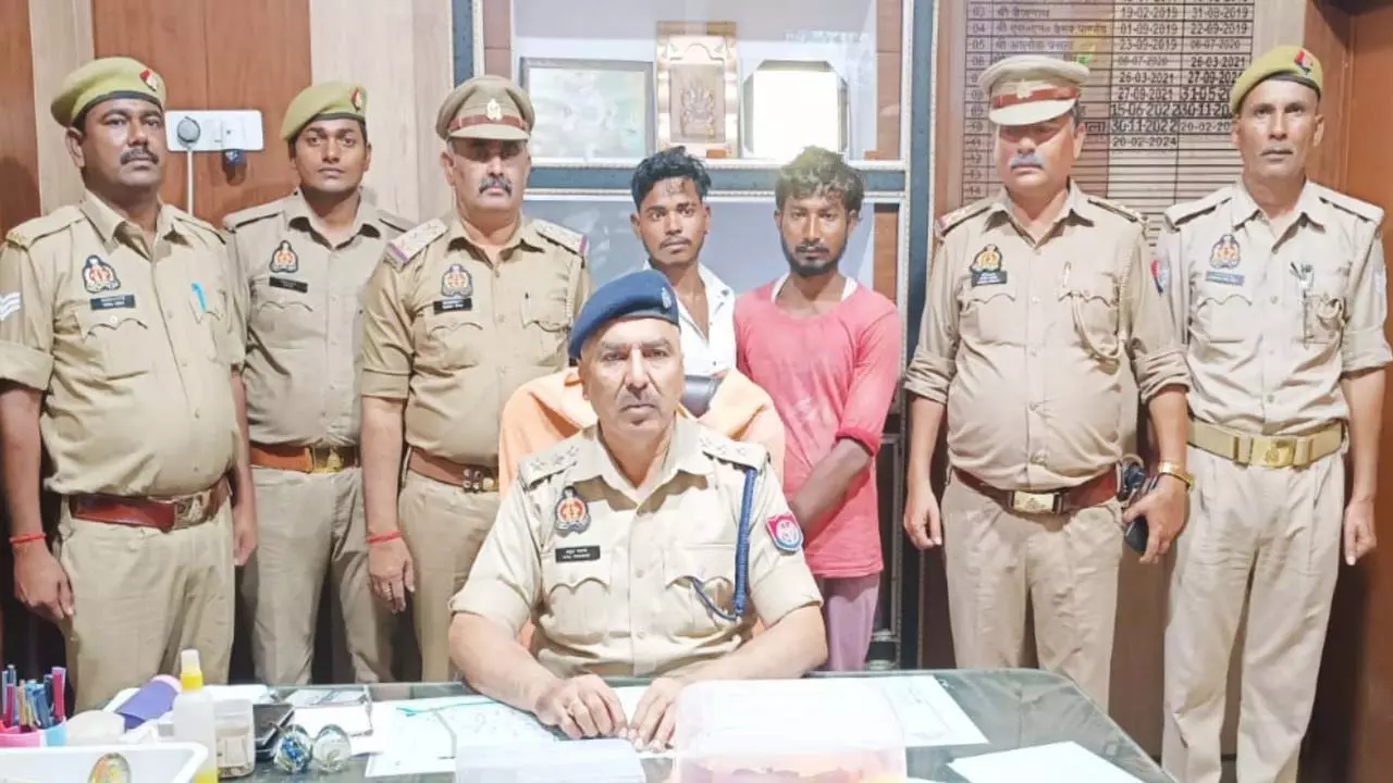 Usrahar Police Arrest Two Accused of Robbery, Recover Looted Items