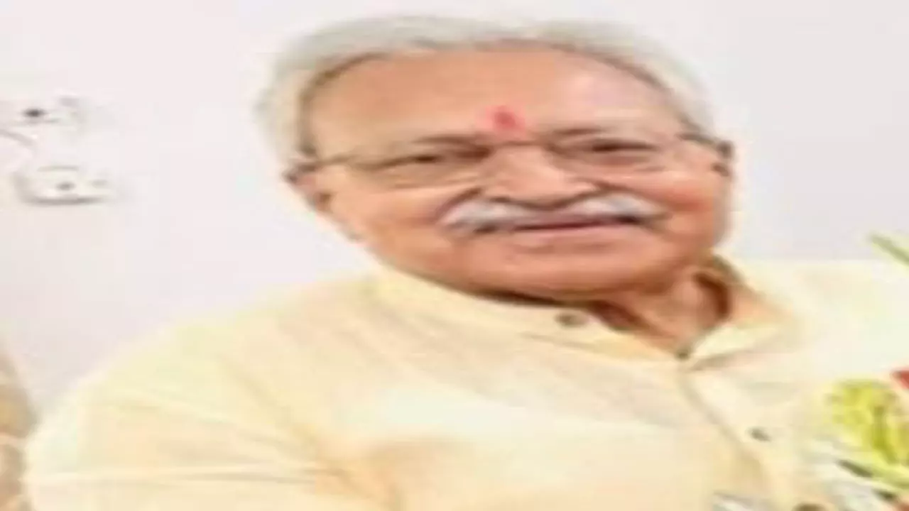 Meerut News: सांसद डॉ. लक्ष्मीकांत वाजपेई की पहल से छावनी बोर्ड को मिलेगा टैक्स का हिस्सा, विकास को मिलेगी गति