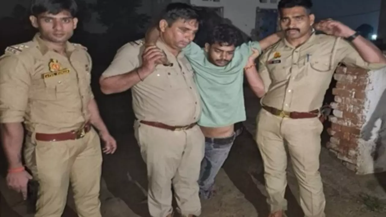 Meerut News: सरधना में रीयल लाइफ क्राइम थ्रिलर: रिहान हत्याकांड का खूंखार आरोपी मुठभेड़ में दबोचा गया, रस्सी, तमंचा और खून से सनी पैंट बरामद