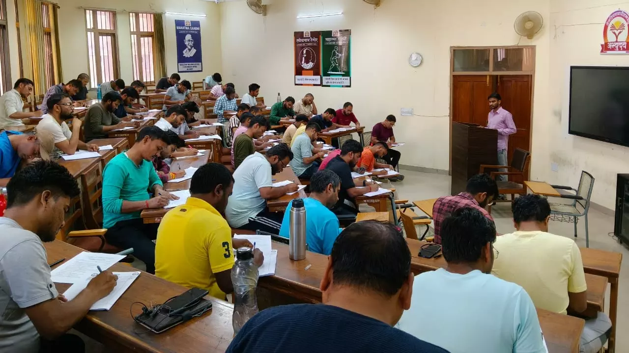 Lucknow News: अभ्युदय योजना ने फिर रचा इतिहास! UPSC CAPF 2024 में 14 अभ्यर्थियों का हुआ चयन, श्याम यादव ने हासिल की ऑल इंडिया सेकेंड रैंक