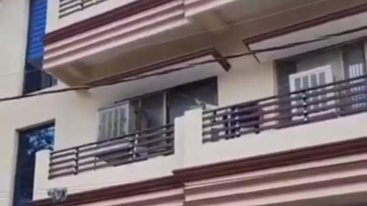 Gorakhpur News: गोरखपुर में सेक्स रैकेट का खुलासा, नाबालिग लड़की से देह व्यापार, क्यूआर कोड से पेमेंट देने वाले रडार पर