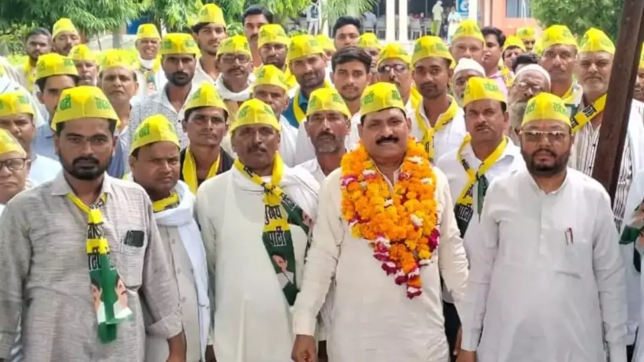 Auraiya News: सर्वजन सुखाय पार्टी ने उठाईं शिक्षा, बिजली और सड़कों की समस्याएं