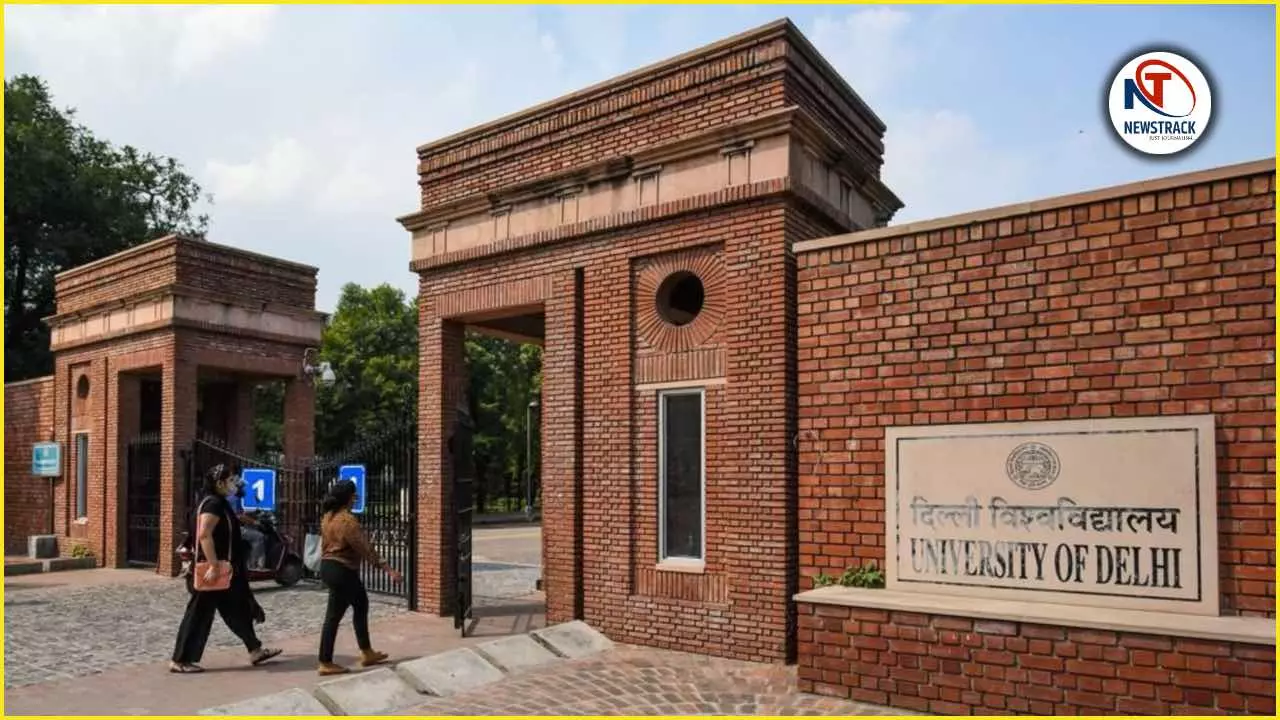 Delhi University Admission Process 2025 B Com Hons Becomes the First Choice of Students