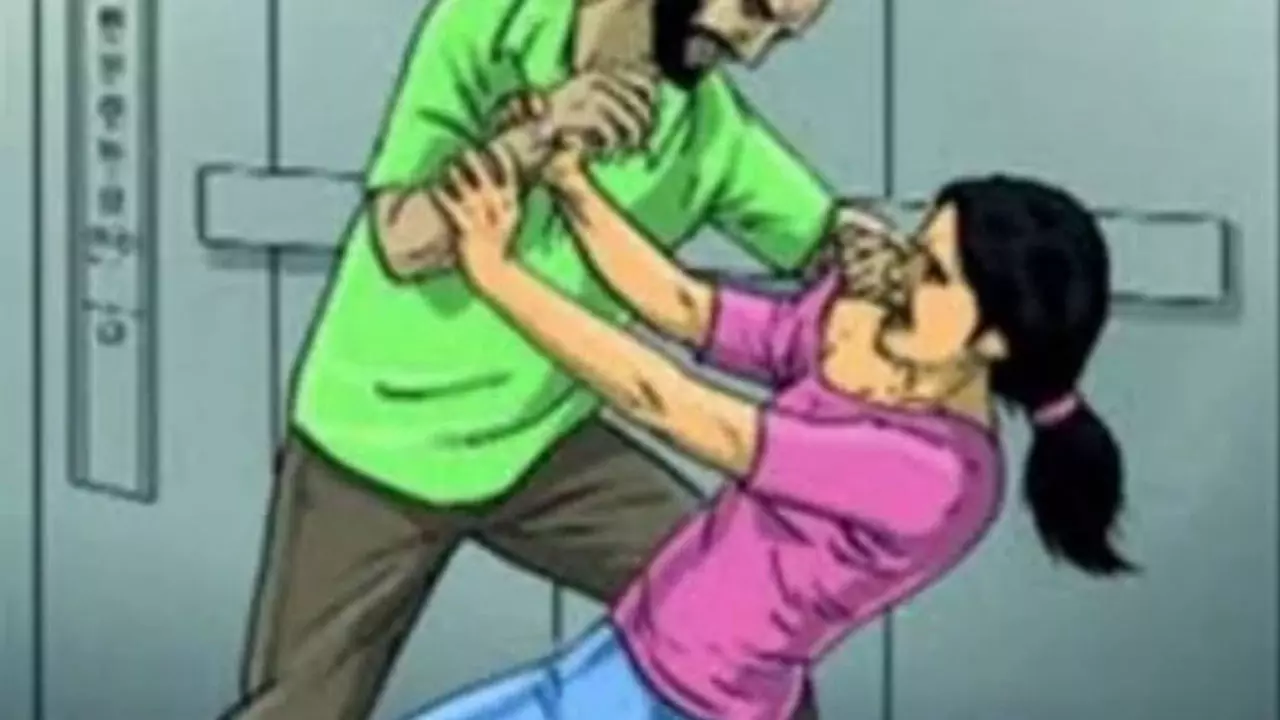 Bareilly News: किशोरी के घर घुसकर शादी का दबाव, अश्लील हरकतें और धमकी; युवक व मां के खिलाफ FIR दर्ज