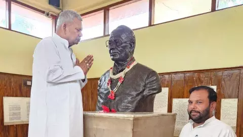 ‘जयप्रकाश नगर लोकतांत्रिक चेतना का केंद्र…’, बोले-पूर्व मंत्री यशवंत सिंह, जेपी-चंद्रशेखर की विरासत को बनाए रखने का लिया गया संकल्प ‘जयप्रकाश नगर लोकतांत्रिक चेतना का केंद्र…’, बोले-पूर्व मंत्री यशवंत सिंह, जेपी-चंद्रशेखर की विरासत को बनाए रखने का लिया गया संकल्प