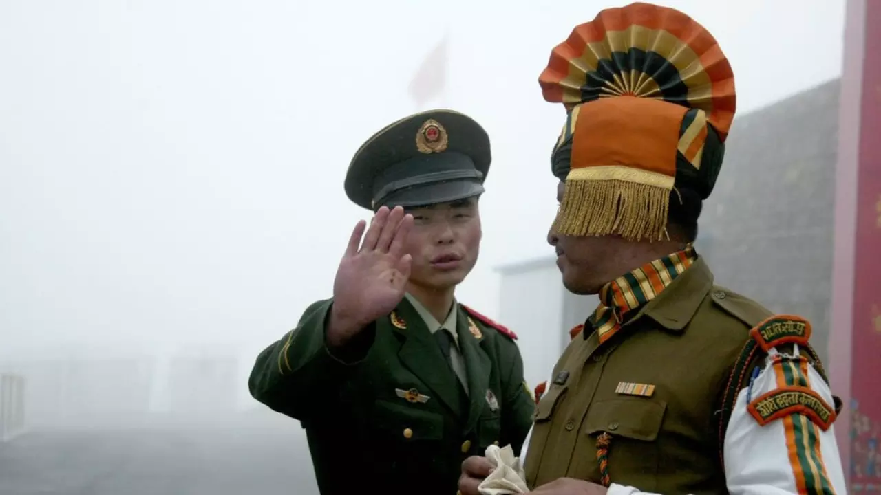 PLA and Indian Soldier