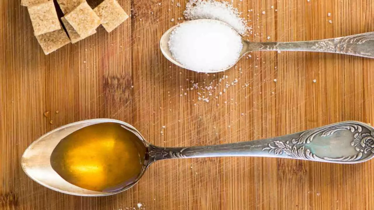 Cane Sugar vs Corn Syrup Which is Healthier