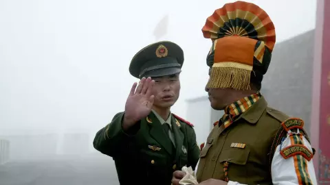 PLA and Indian Soldier PLA and Indian Soldier