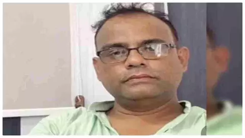 Ghazipur News: कलेक्ट्रेट में एंटीकरप्शन की छापेमारी, वरिष्ठ सहायक अभिनव सिंह 20 हजार की रिश्वत के साथ गिरफ्तार