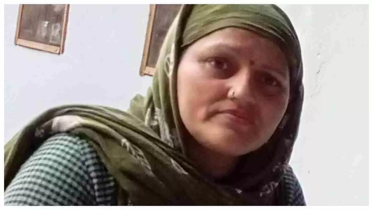 Baghpat News: आशा कार्यकर्ता की बोरे में मिली अर्धनग्न लाश, दुष्कर्म के बाद गोली मारकर हत्या की आशंका