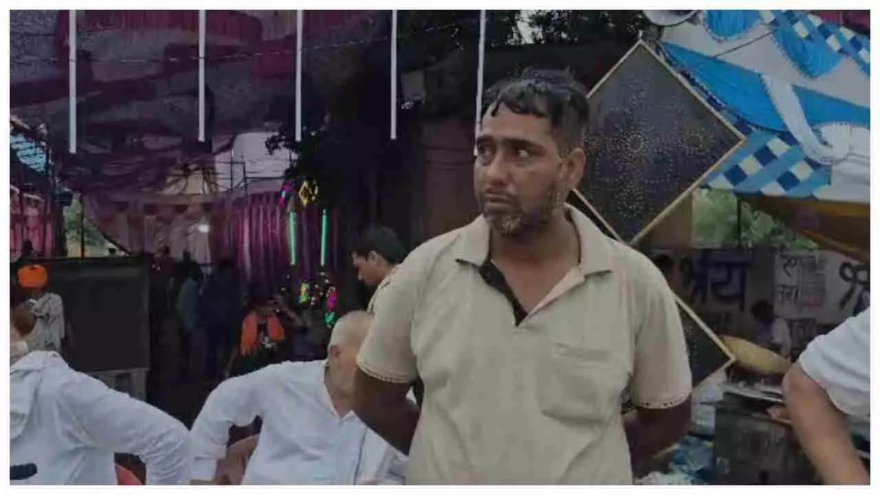 Baghpat News: बागपत के बामनौली गांव से कांवड़ चोरी, हरियाणा निवासी शिवभक्त मोनू परेशान