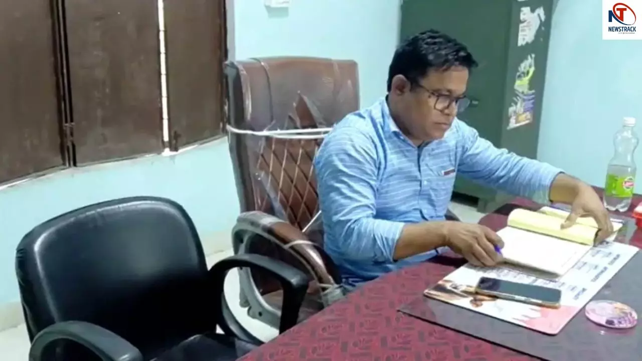 Jhansi DCVO Dispute
