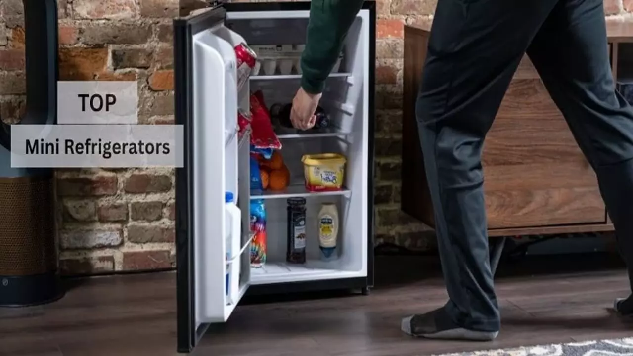 Top Mini Refrigerator Under 3000