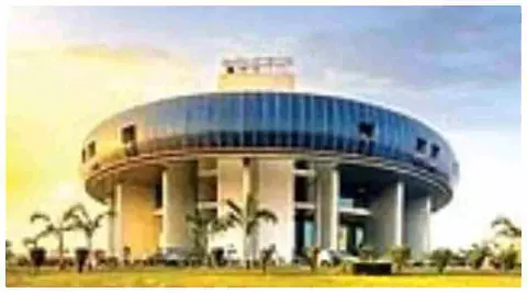 Lucknow News: BBAU में 25 जुलाई को पासआउट विद्यार्थियों को मिलेगा स्मार्टफोन-टैबलेट, विश्वविद्यालय ने छात्रों से क्या की अपील Lucknow News: BBAU में 25 जुलाई को पासआउट विद्यार्थियों को मिलेगा स्मार्टफोन-टैबलेट, विश्वविद्यालय ने छात्रों से क्या की अपील