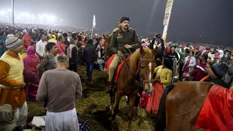 कुंभ ड्यूटी के बाद 161 पुलिसकर्मी हुये लापता! DCP ने किया बड़ा खुलासा, बोले- होगी कड़ी जांच कुंभ ड्यूटी के बाद 161 पुलिसकर्मी हुये लापता! DCP ने किया बड़ा खुलासा, बोले- होगी कड़ी जांच