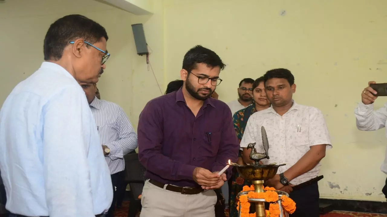 Shravasti News: राष्ट्रीय ग्राम स्वराज अभियान के तहत पंचायत एडवांसमेंट सूचकांक पर कार्यशाला आयोजित