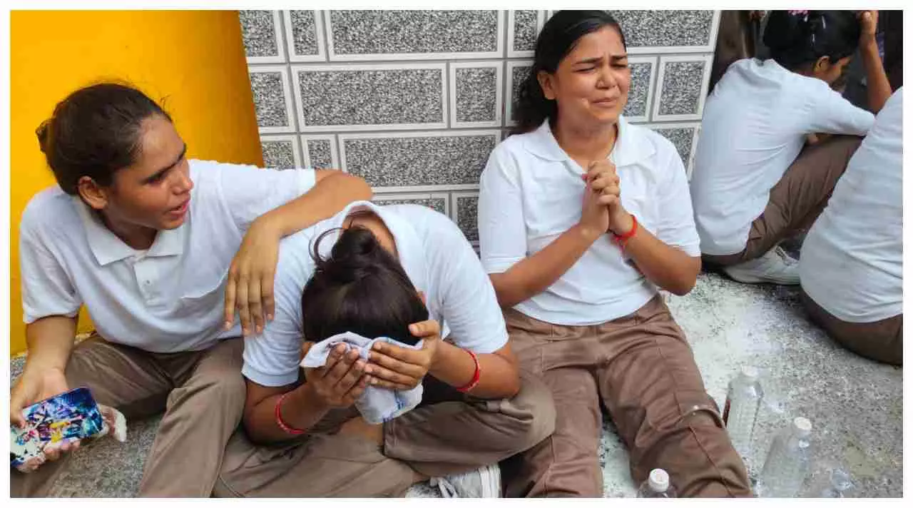 Gorakhpur News: पीएसी कैंप में सीएम योगी की एंट्री से पहले बदजुबान अफसरों की छुट्टी, प्रशिक्षुओं से मिलेंगे मुख्यमंत्री!