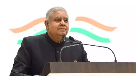 लाखों की सैलरी, महल जैसा घर, Z+ सुरक्षा और शाही ठाठ! जानिए उपराष्ट्रपति की भव्य दुनिया का हर राज़