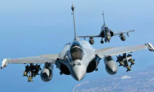 LAC पर बढ़ेगी भारत की ताकत! IAF खरीदेगा 5वीं पीढ़ी के लड़ाकू विमान, अमेरिका या रूस से हो सकती है डील