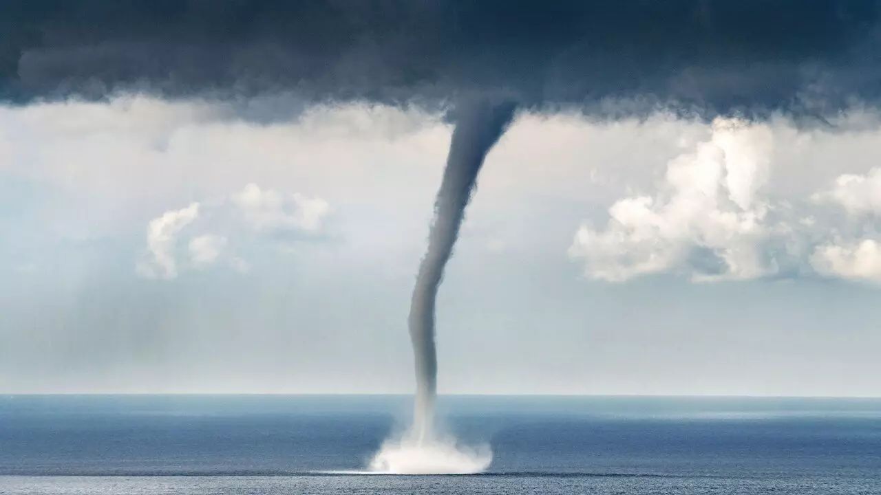 Lalitpur Sajnam Dam Tornado Video Water Spout