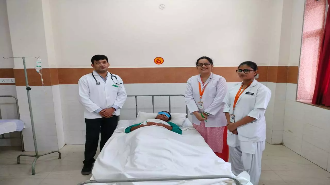 Life of woman saved from cosmetic surgery of private parts at CHC Sarnath, happiness in family