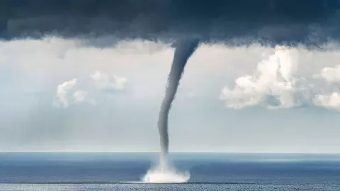 Lalitpur Sajnam Dam Tornado Video Water Spout