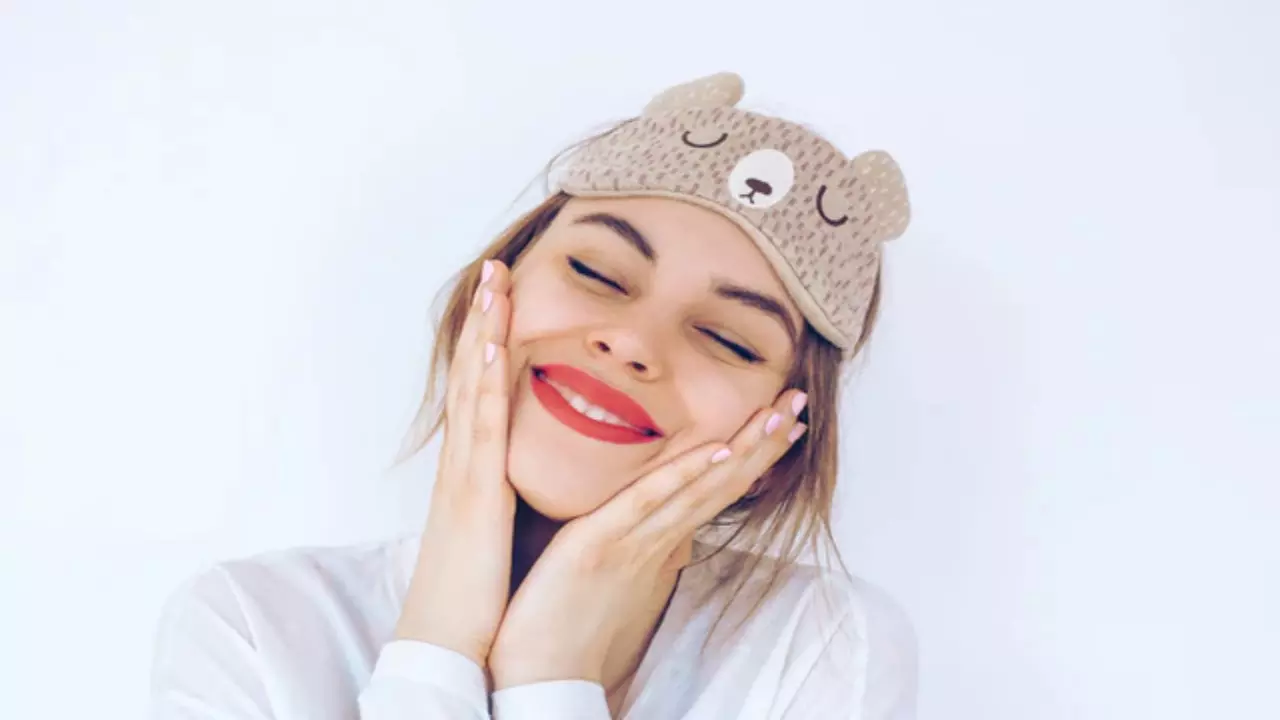 Home Remedies For Youthful Skin