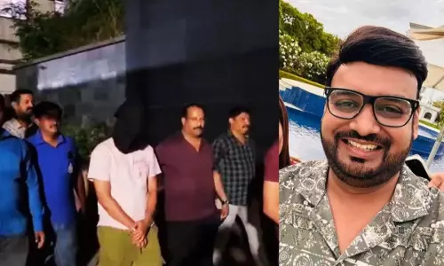 शराब और शबाब की फेर में पूर्व मंत्री खडसे के दामाद, रेव पार्टी करते हुये पुलिस ने पकड़ा