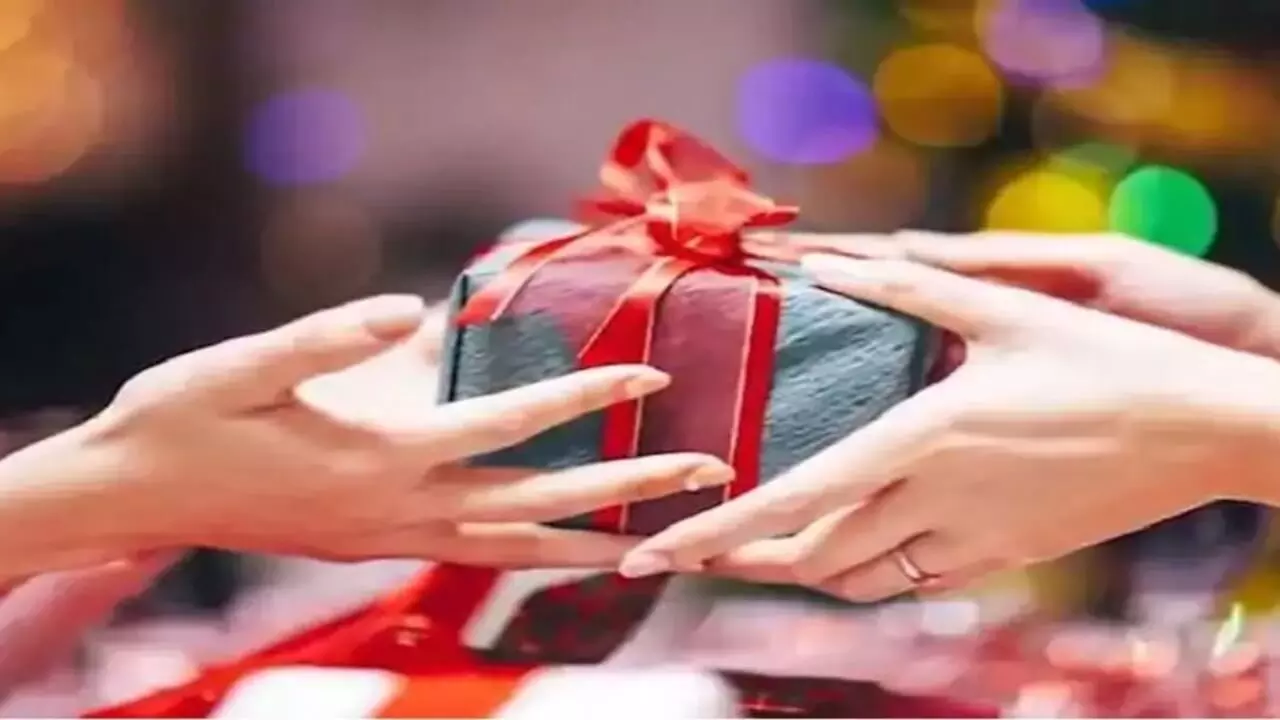 Best Rakhi Gift For Cousin