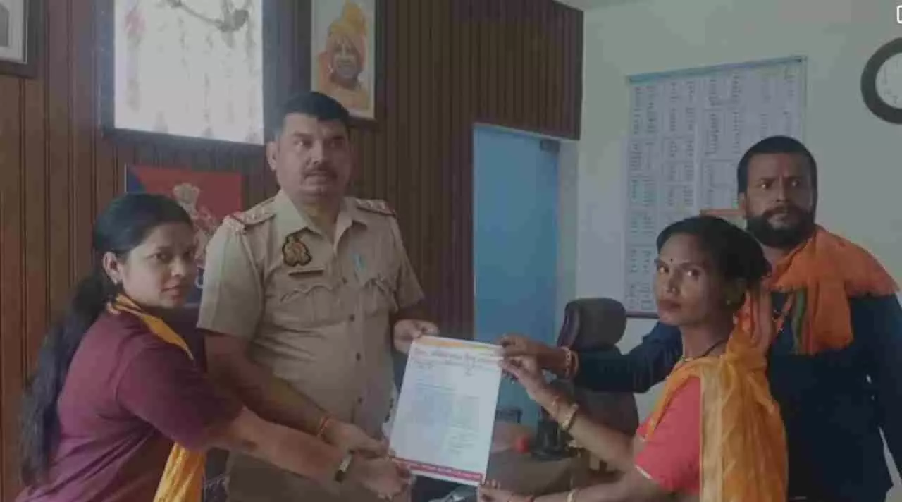 Mathura News: अखिल भारत हिंदू महासभा करेगी अनिरुद्धाचार्य महाराज का मुंह काला