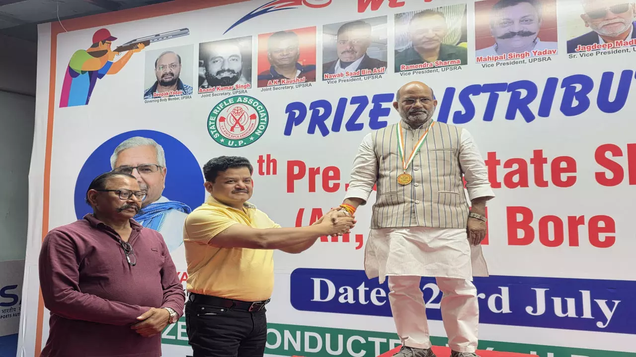Bahraich News: विधायक सुरेश्वर सिंह ने शूटिंग में जीते दो मेडल, जिले के 7 खिलाड़ियों ने बढ़ाया मान