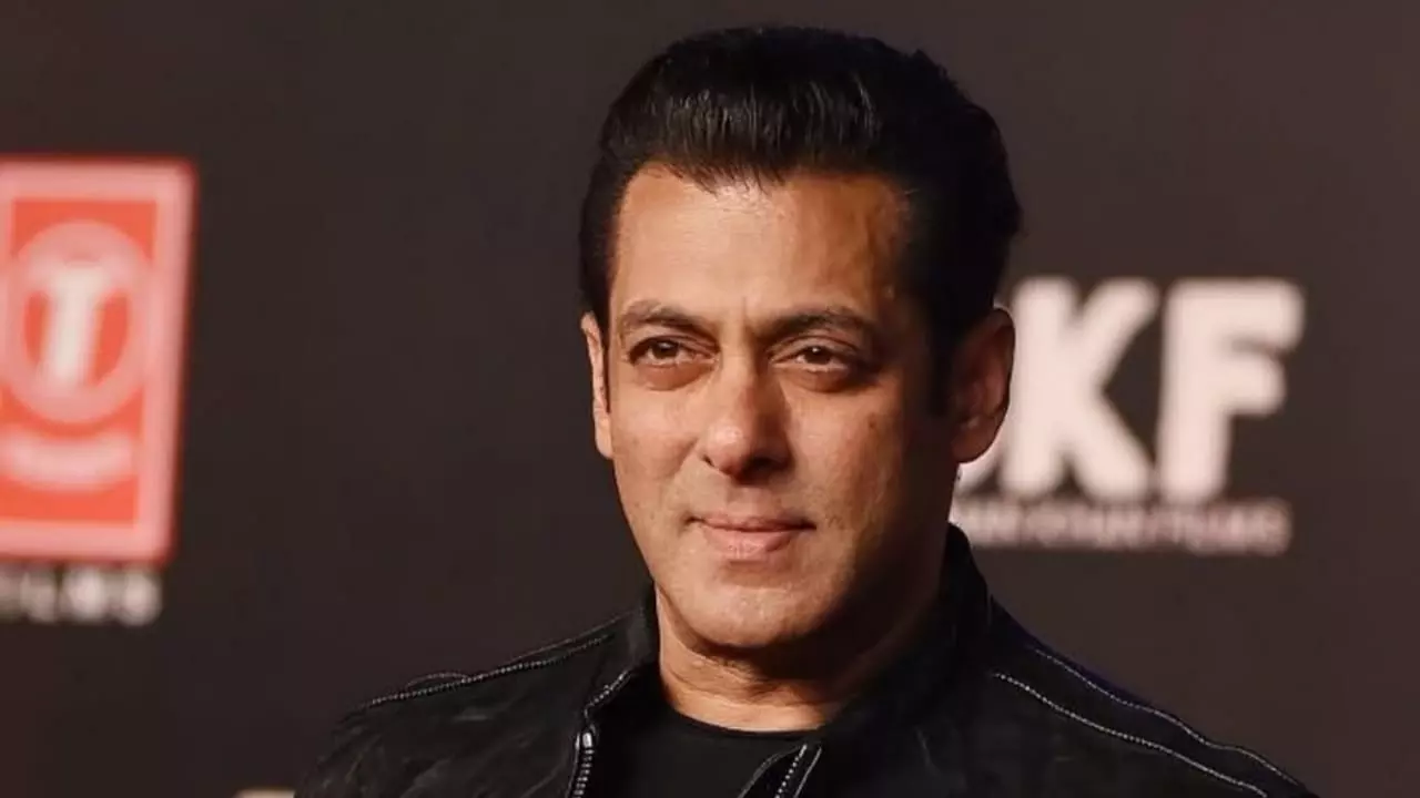 Salman Khan के नाबालिक फैंस ने की हद पार, कर दिया बड़ा कांड